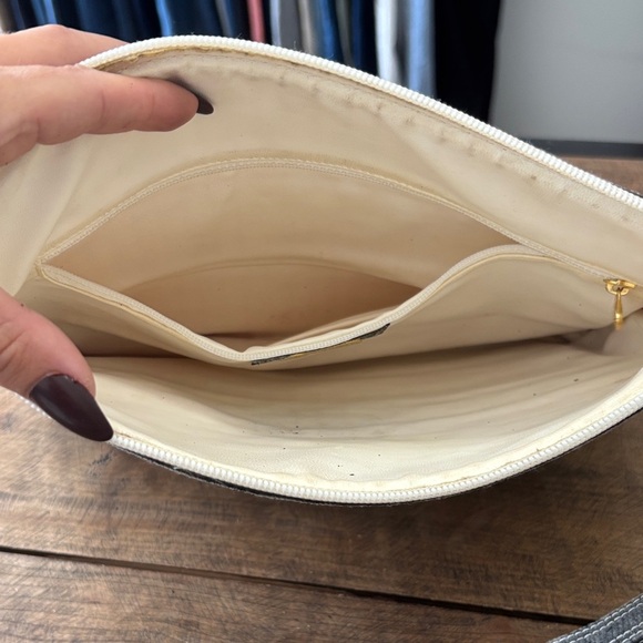 Fendi Black and Cream Clutch with certificate of origin - Picture 10 of 15